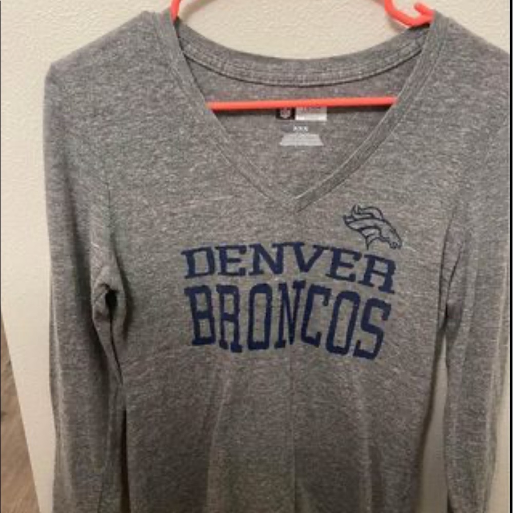 Denver broncos long sleeve light weight t shirt. NFL fan gear